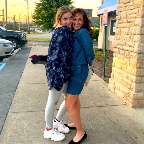 Meet your Posher, Tara - Picture 7 of 15